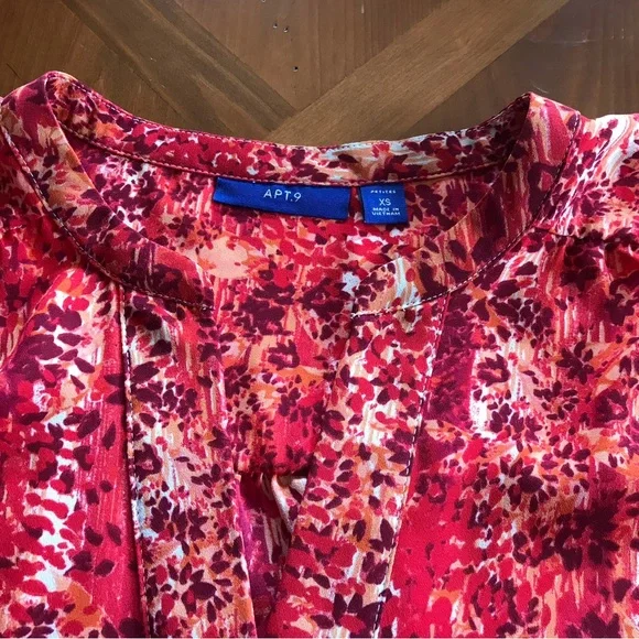 New Apt.9 ladies top size xsp - Picture 2 of 13